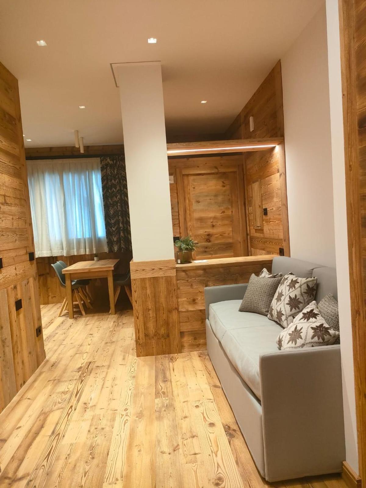 ברויל-קרוויניה Fior Di Roccia Apartments- In Centro Cervinia, Sauna Privata, Matterhorn Dream מראה חיצוני תמונה